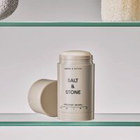 Натуральний дезодорант з ароматом сандалового дерева та ветиверу SALT &amp; STONE Natural Deodorant Santal &amp; Vetiver — Фото 3