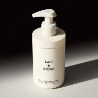 Зволожувальний лосьйон для тіла з ароматом чорної троянди та уда SALT &amp; STONE Body Lotion Black Rose &amp; Oud — Фото 3