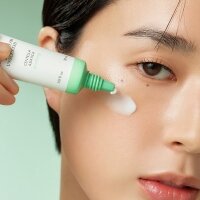 Крем для шкіри навколо очей з центеллою без олій Purito Seoul Wonder Releaf Centella Eye Cream Unscented — Фото 7